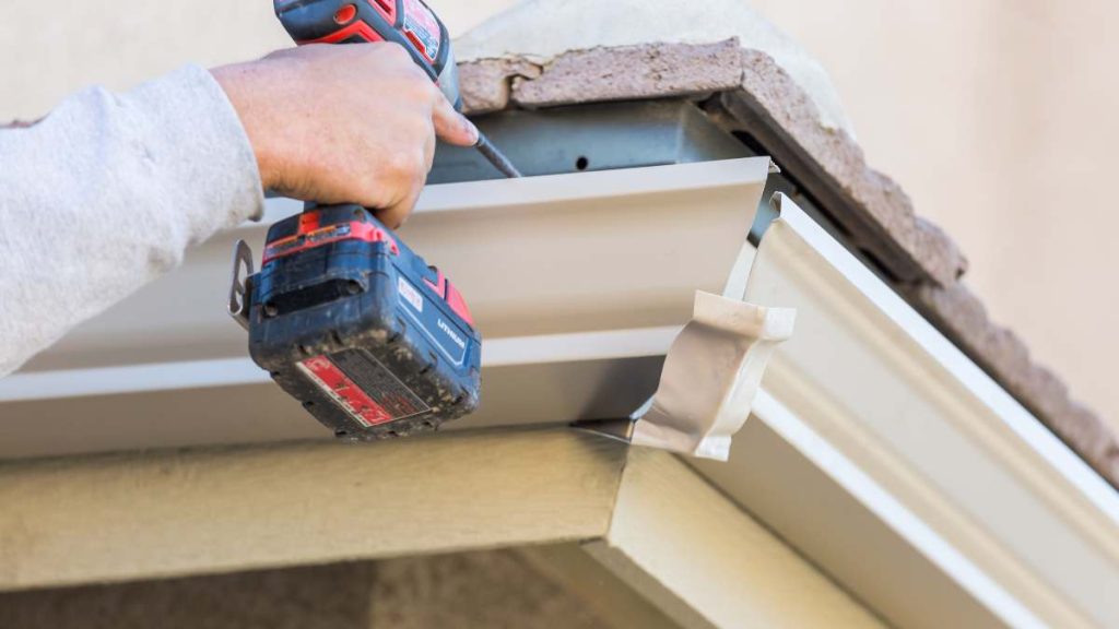 Professional Gutter Maintenance In Melbourne